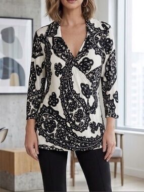 Chico’s Faux Wrap Collared Easywear Paisley Beige Black Top 2/L